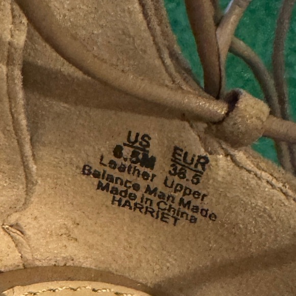 Sam Edelman “Harriet” Wedge Suede Sandal size 6.5 - Picture 6 of 7